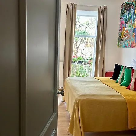Green Balcony & King Size Bed Praga Zewnętrze zdjęcie